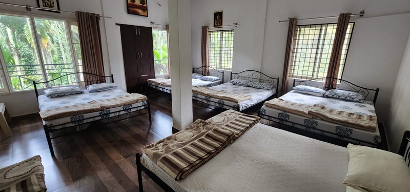 11 people dormitory