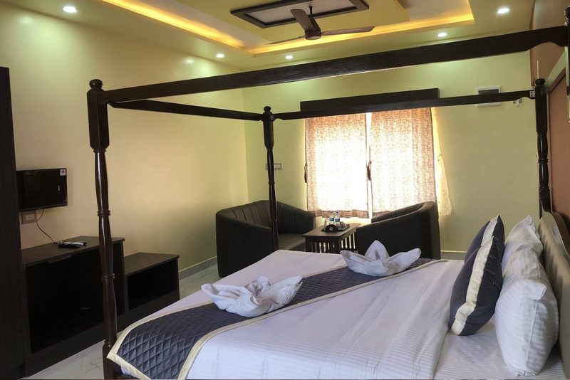 Aashrayam Hotels And Resort