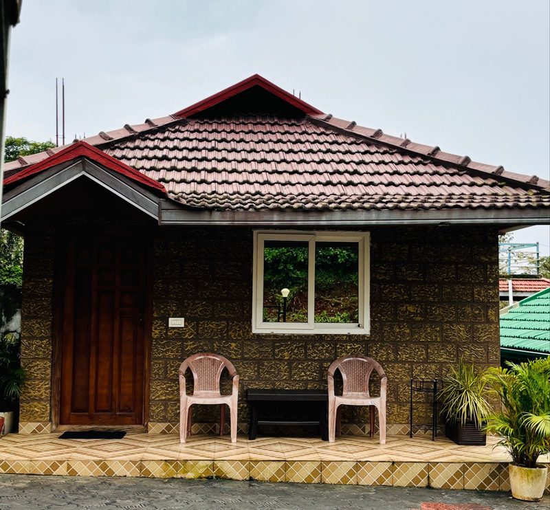 STANDARD COUPLE ROOMS 03 — official property photo