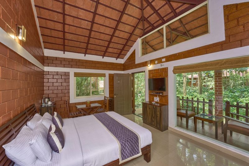 Deluxe Cottage at Coffee Grove Resort