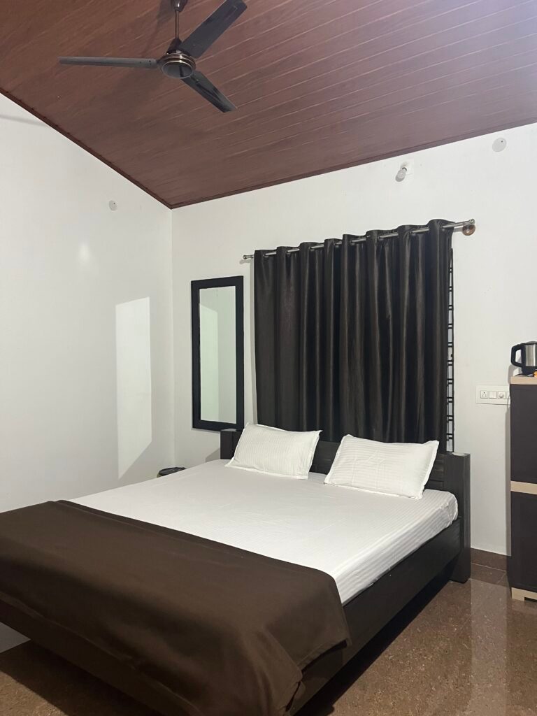 Santhasa Homestay