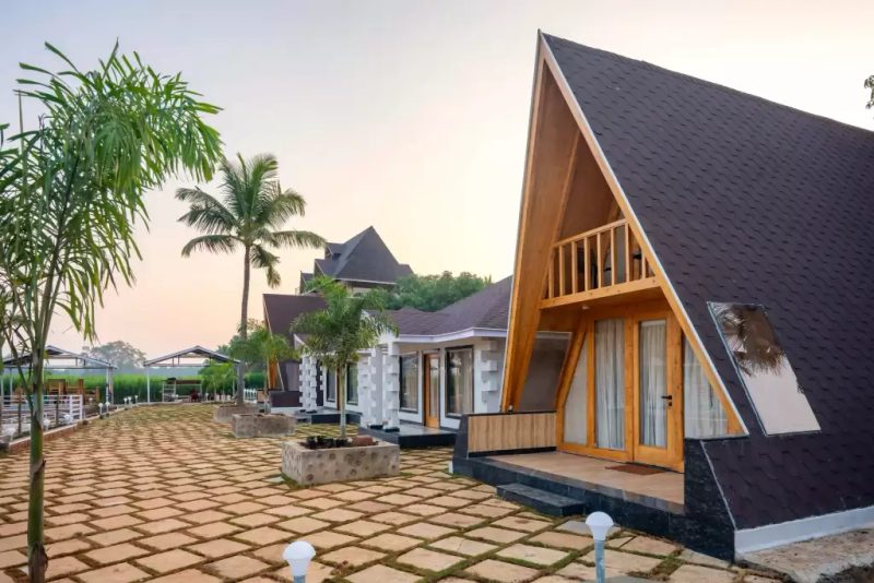 Triangle Cottage