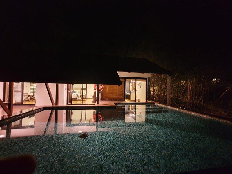 Kopiluwak Premium Pool Villa