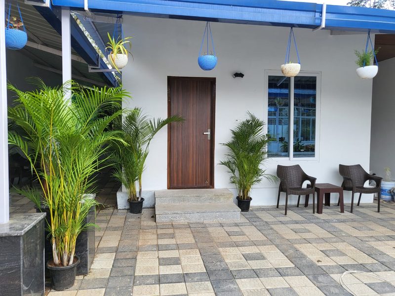 POOL VIEW COTTAGES 5 Sharing