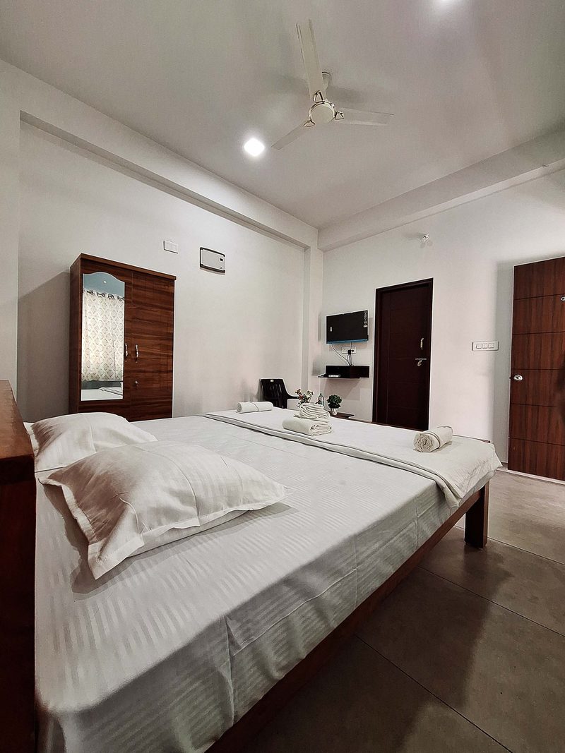 8-Bed Group Dormitory