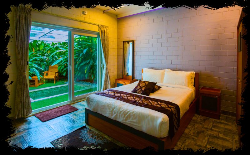 Private Pool Couple Room