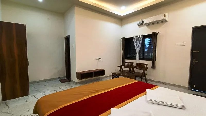 Deluxe AC Room