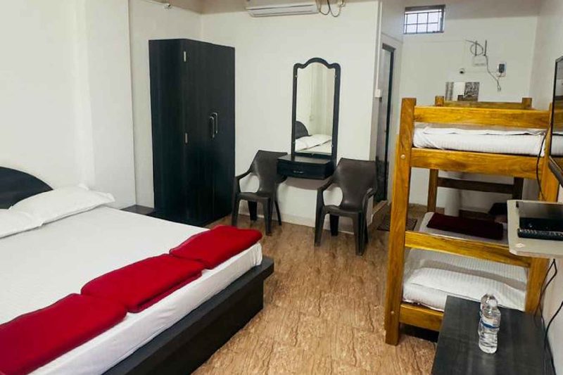 Double Bed With Bunker Bed AC Room