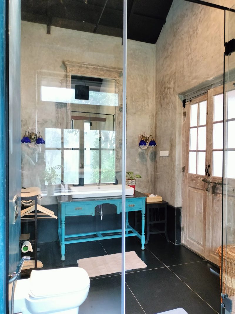 North Suite bathroom