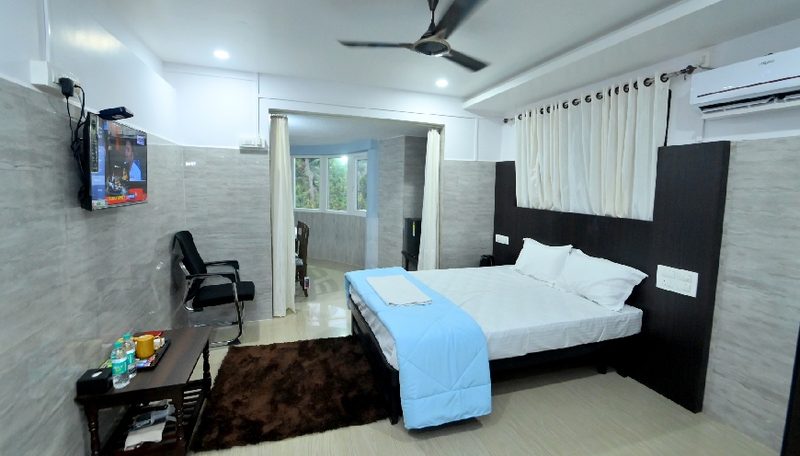 Family room with Kitchen