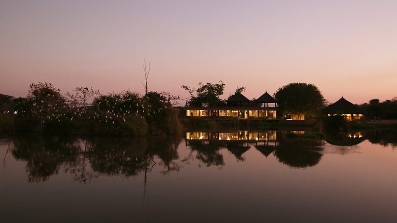 Hampi's Feathers Resort