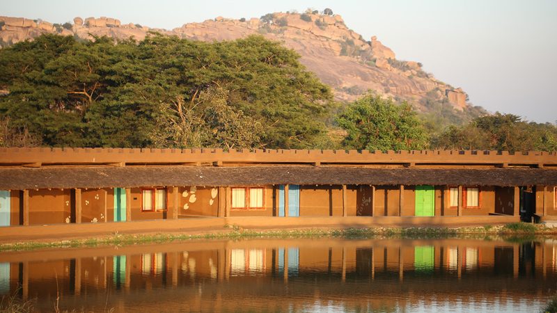 Hampi's Feathers Resort