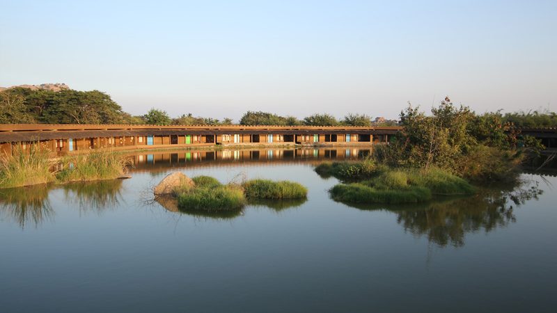 Hampi's Feathers Resort