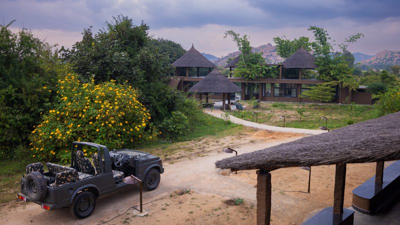 Hampi's Feathers Resort