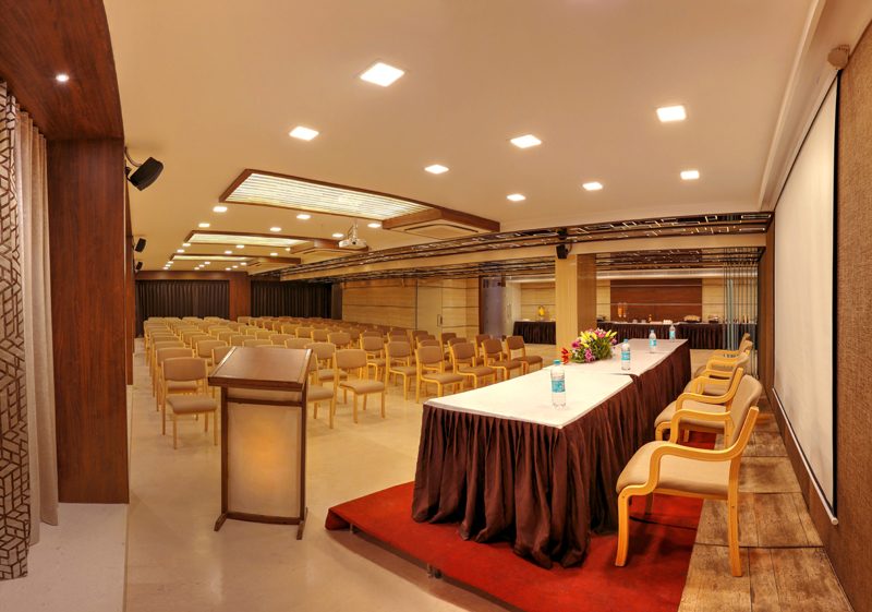 Roopa Elite