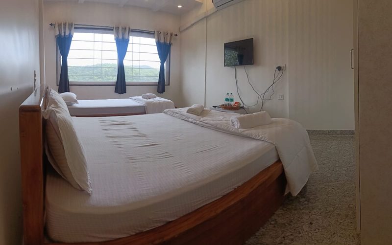 Grand scenery view Triple Rooms