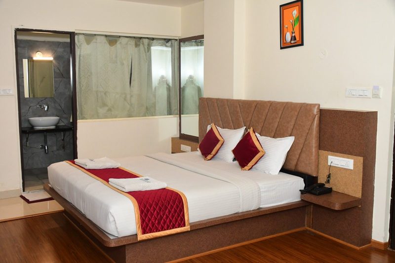 Aurora Royal Suite