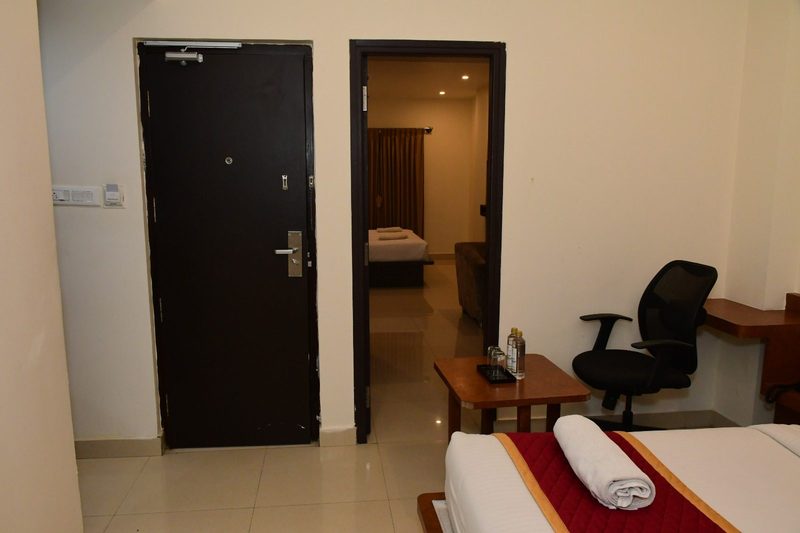 Family interconnected room