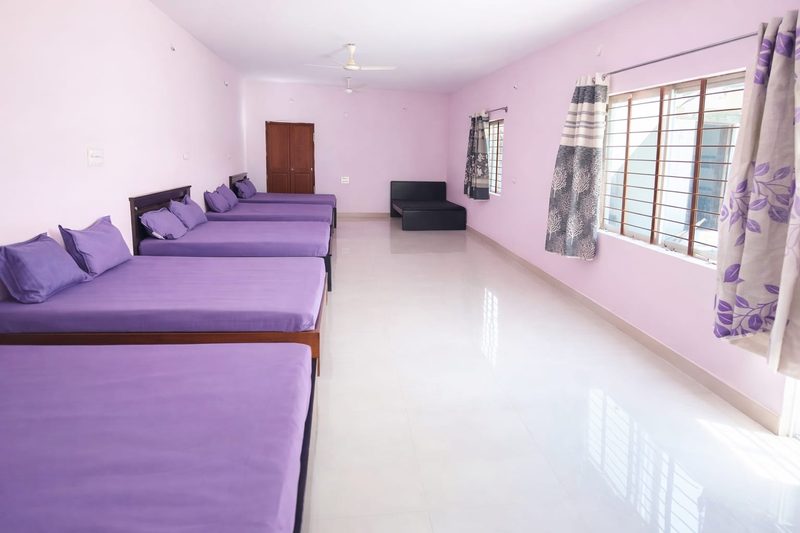 Lavish Deluxe Group Stay