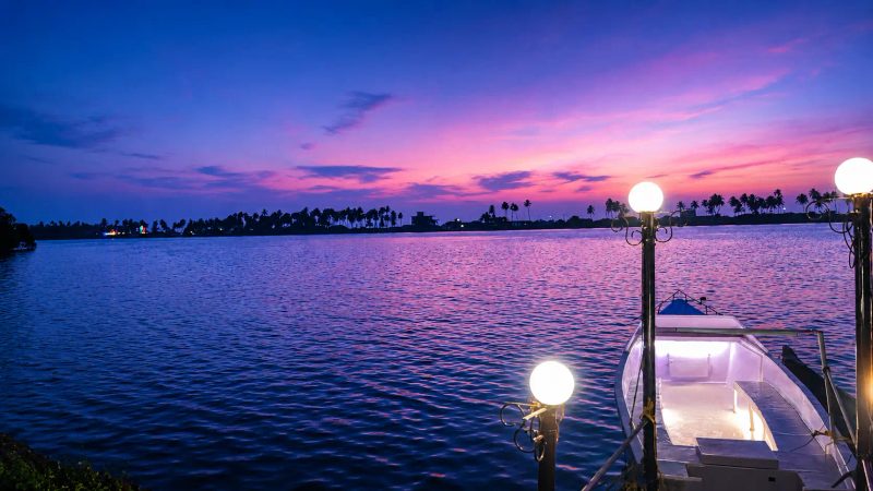 Tropical Bay by Malpe