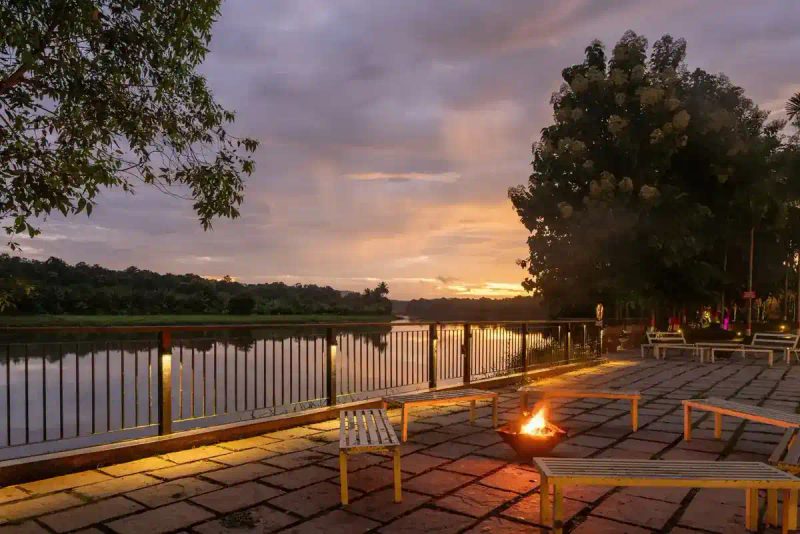 River Edge Retreat