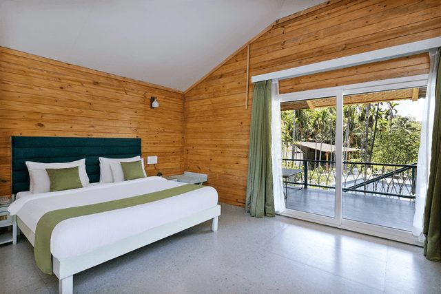 Pool View Cottage room photo