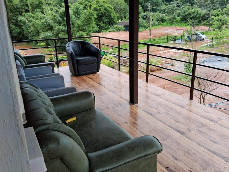 Executive Poolside Suites