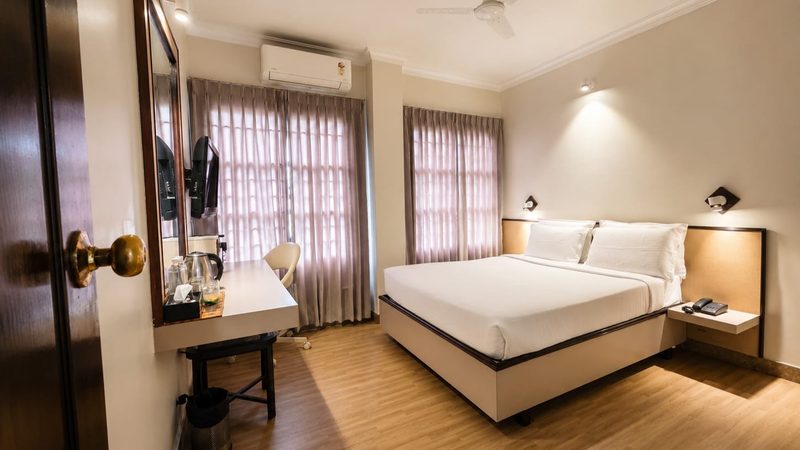 Royal Standard Rooms