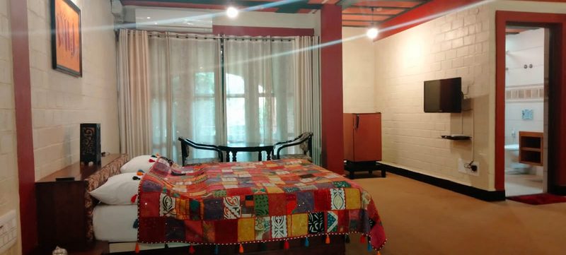 Air conditioned Deluxe + room interior