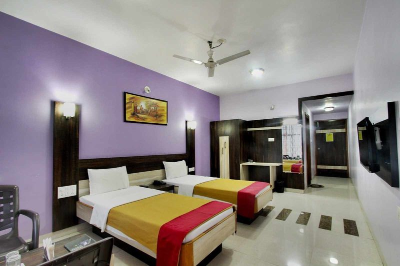 Hotel Hari Priya