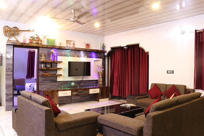 Sriniketana Home Stay