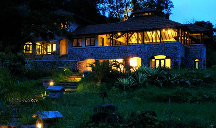 Flameback Lodges