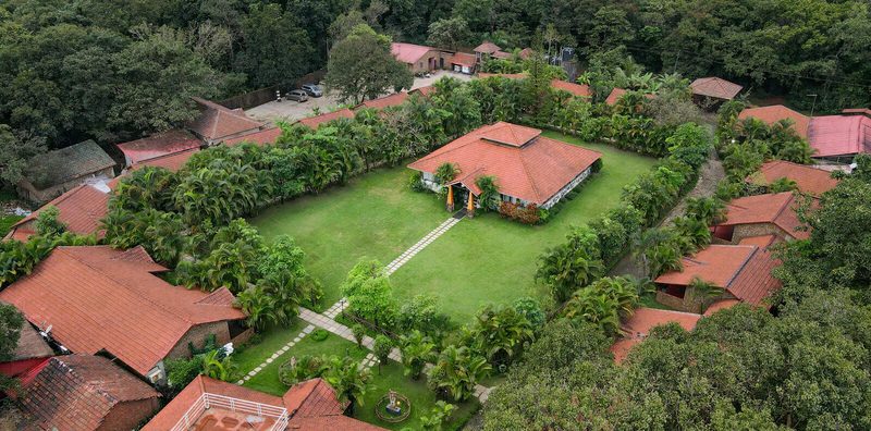 Shangri-La Jungle Resort