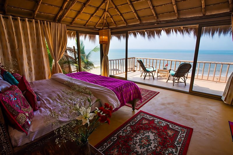 Sea-view cottage