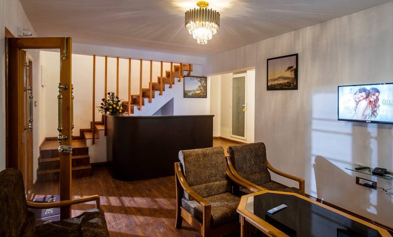 Kodai Cozy Inn