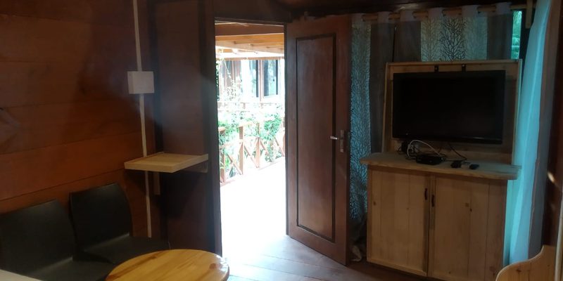 Penguin Compact Villa