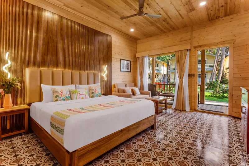 Superior Chalet With Jacuzzi at La Cabana Beach & Spa, Ashwem, North Goa