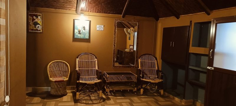 Deluxe Bamboo Hut room