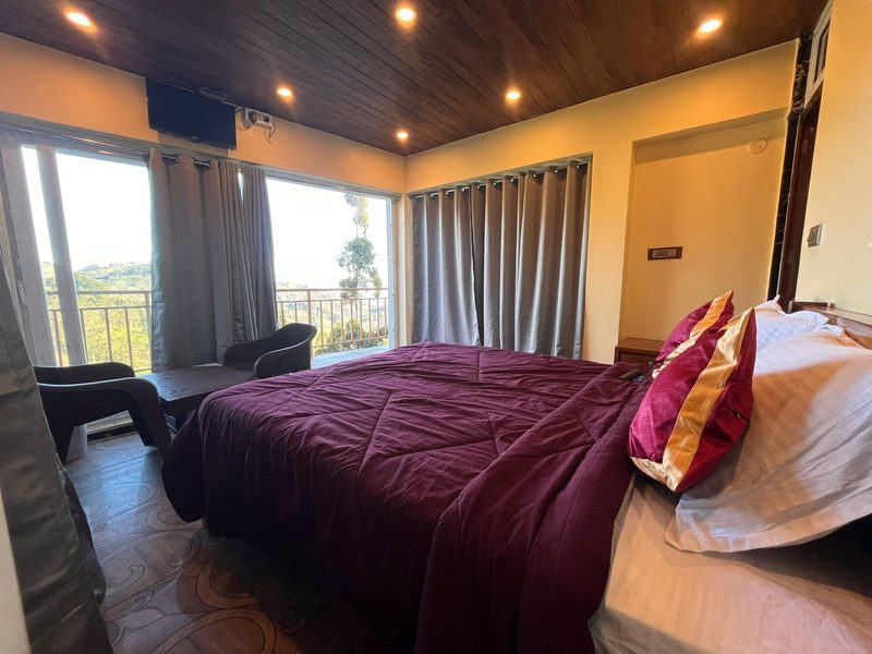 Emerald Suite