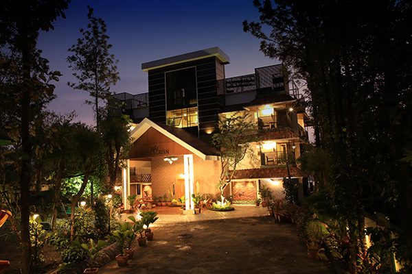 Silver Green Holiday Enclaves