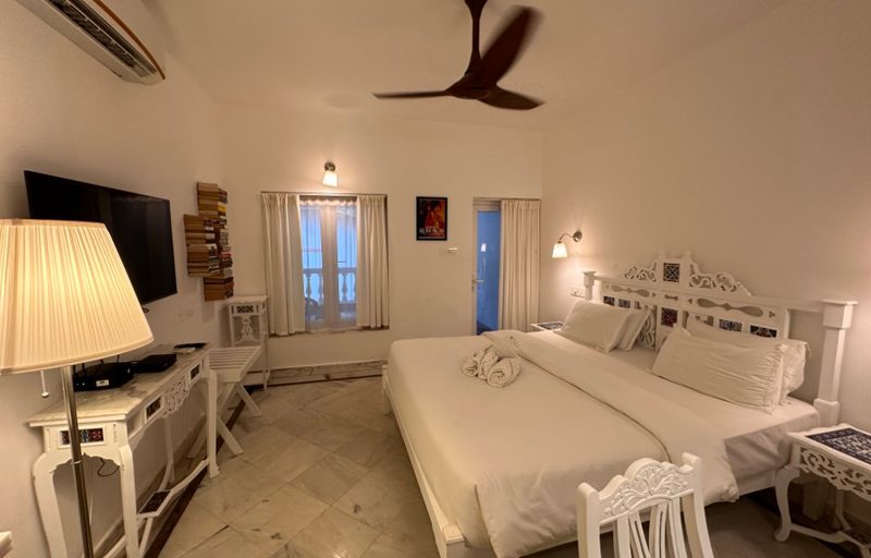Oceanic Luxury Boutique Hotel
