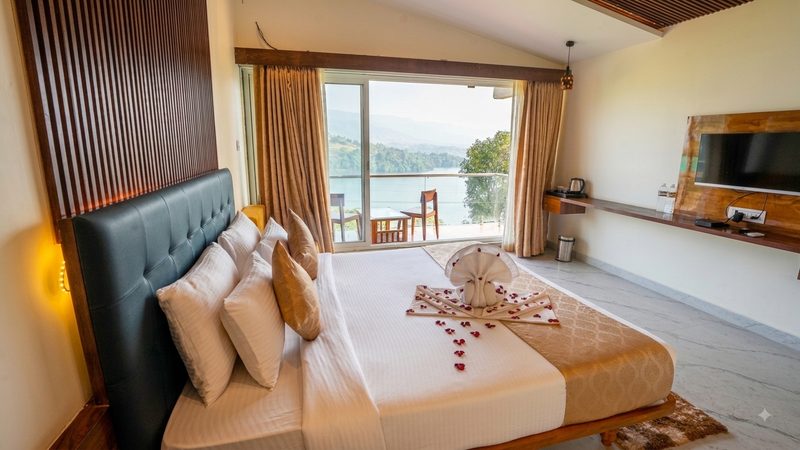 Official Premium Lake View Room photo