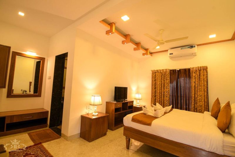 Mountain View Room