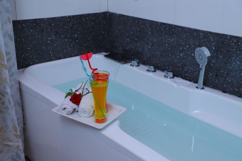 AC Cottage With Bath Tub