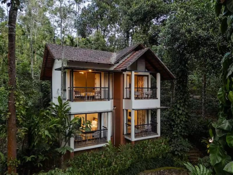 Robusta cottage