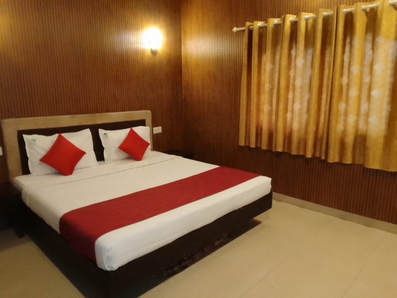 Deluxe Room with Balcony