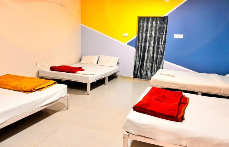 Mega Room