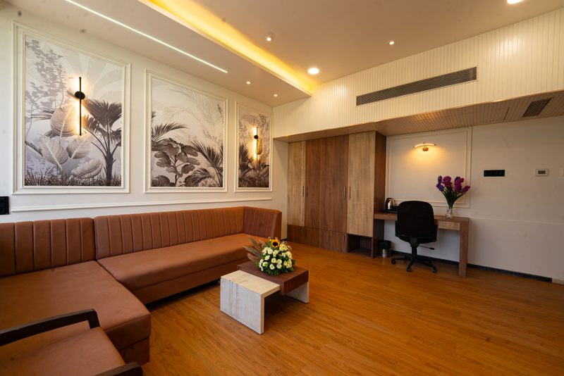 Suite — 8 of 8