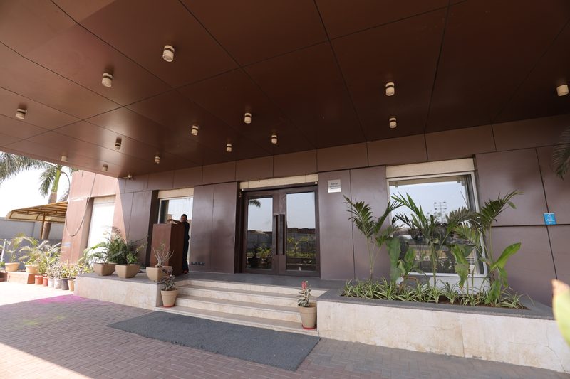 Manish Aura Grand