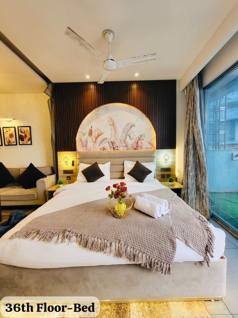 The Romantic Nest | 36th floor — 2 of 8